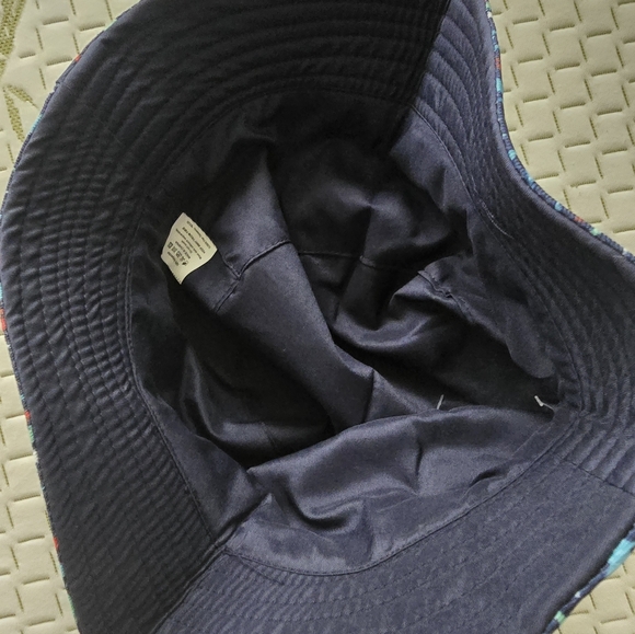 Colorful Fish Pattern Bucket Hat - Picture 3 of 6